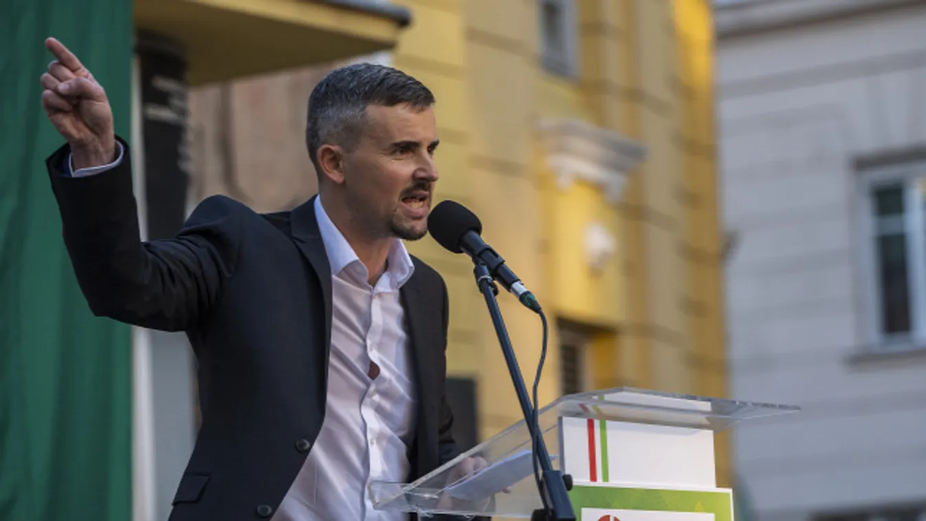 Jakab Péter szerint hátba szúrta a leköszönő elnökség