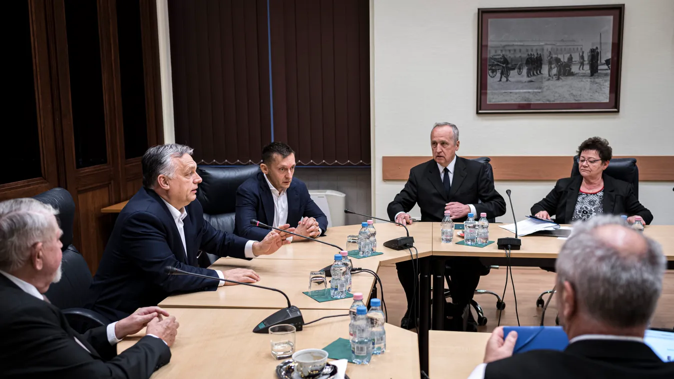 Orbán Viktor: Két, koronavírussal fertőzött diák van Magyarországon