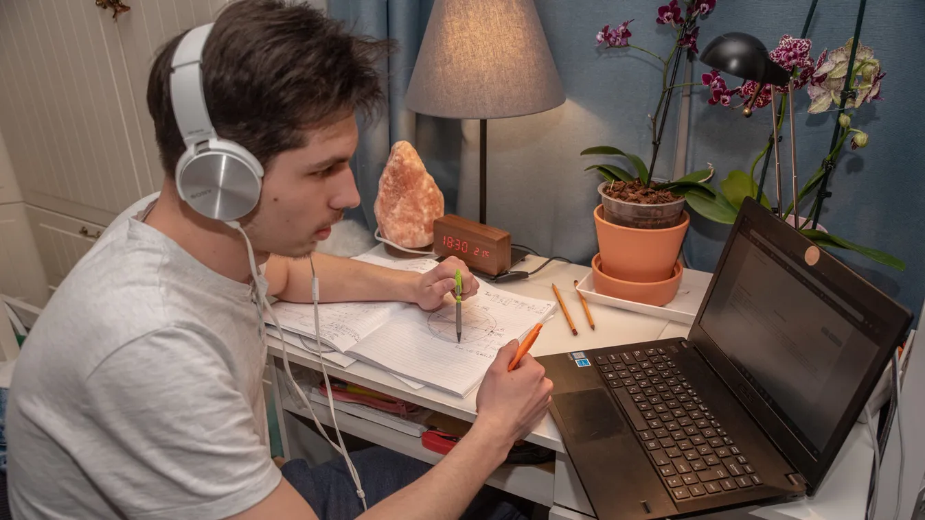 Több száz hangoskönyv lett ingyenesen hallgatható az MTVA archívumában