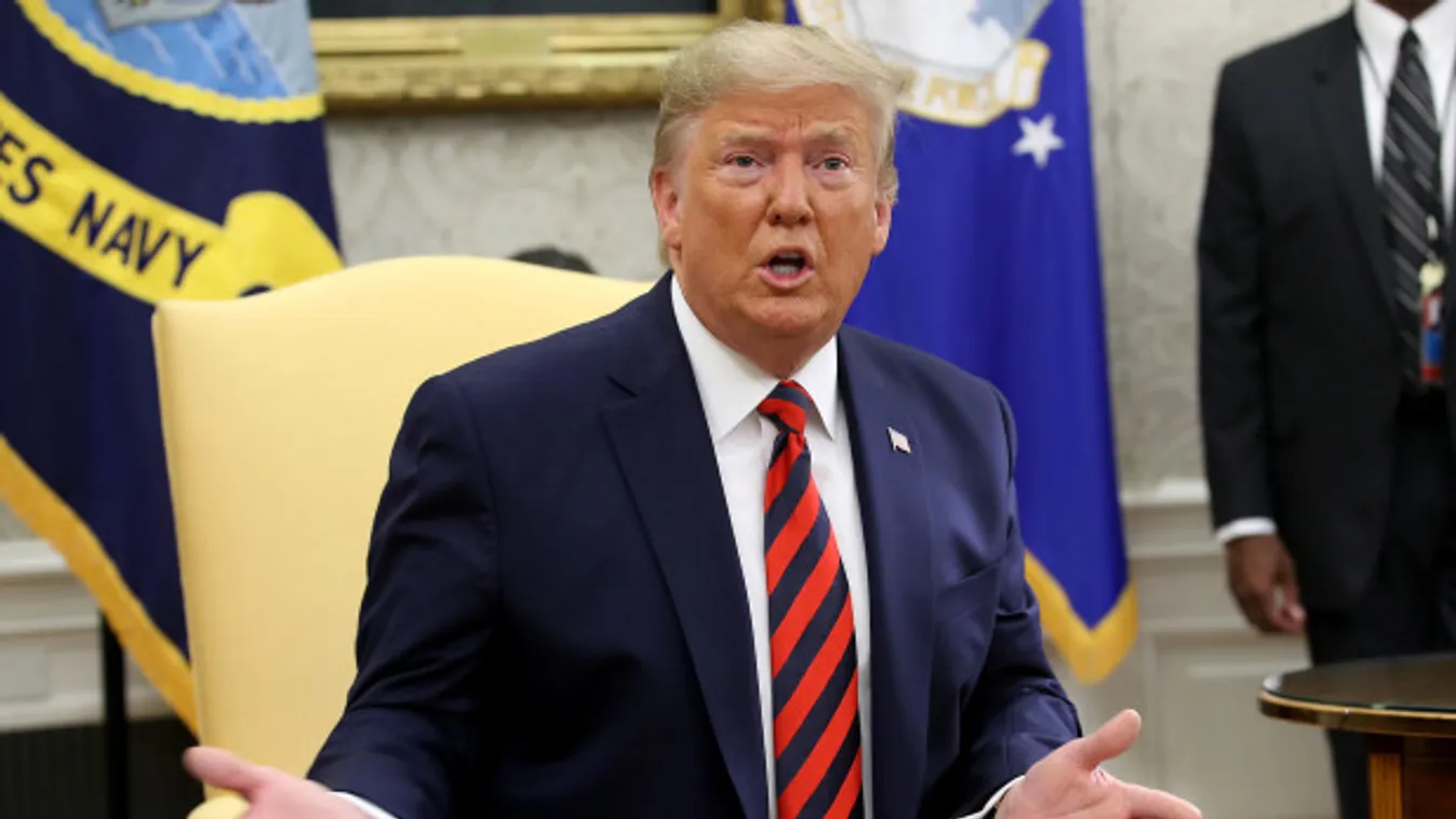 Trump döntött, a koronavírus miatt nem fogad az USA európai utasokat