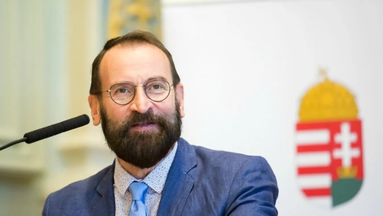 Szájer József: Elég volt az anarchista liberalizmusból