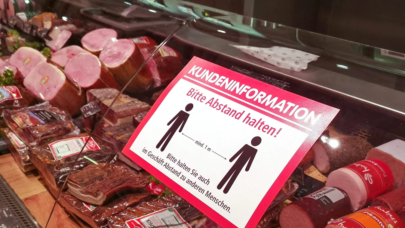 Ausztria: 1 milliós bírság, ha nem tartjuk az 1 méter távolságot az utcán