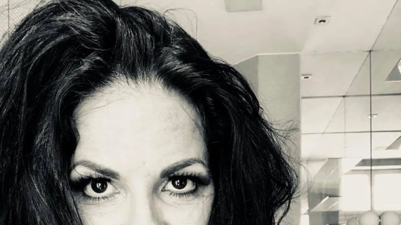 Elvesztette munkáját: Tojásfestésből él Oszter Alexandra