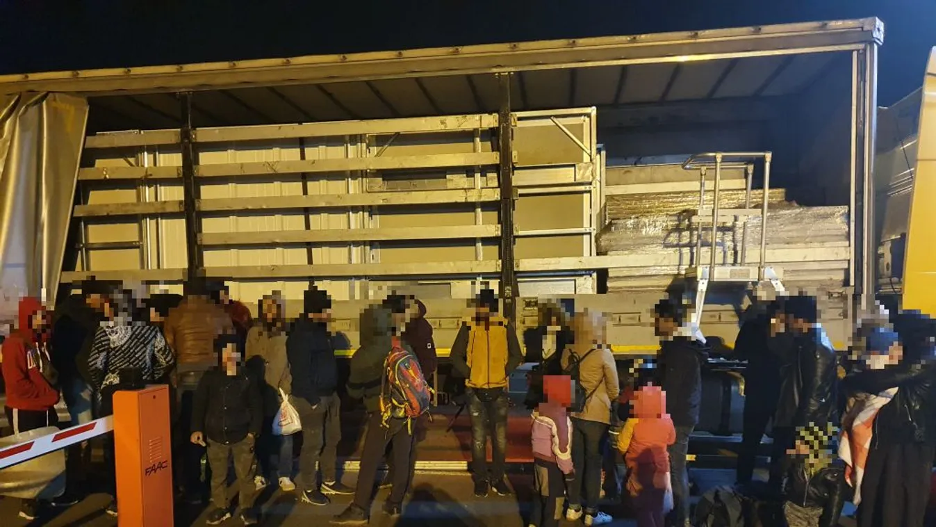 Tömegesen próbáltak átjutni a migránsok a magyar határon hajnalban