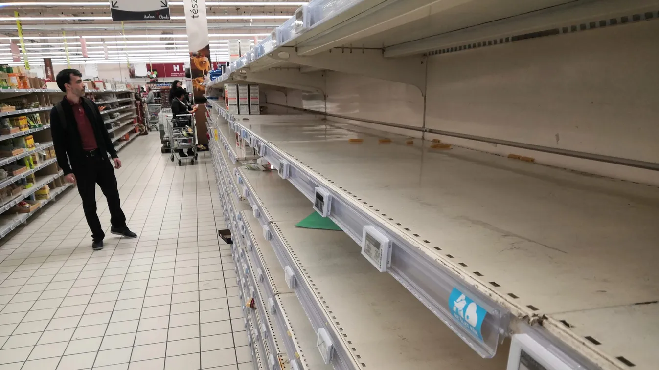 Elsírta magát az ápolónő: nem kapott élelmiszert egy 48 órás műszak után