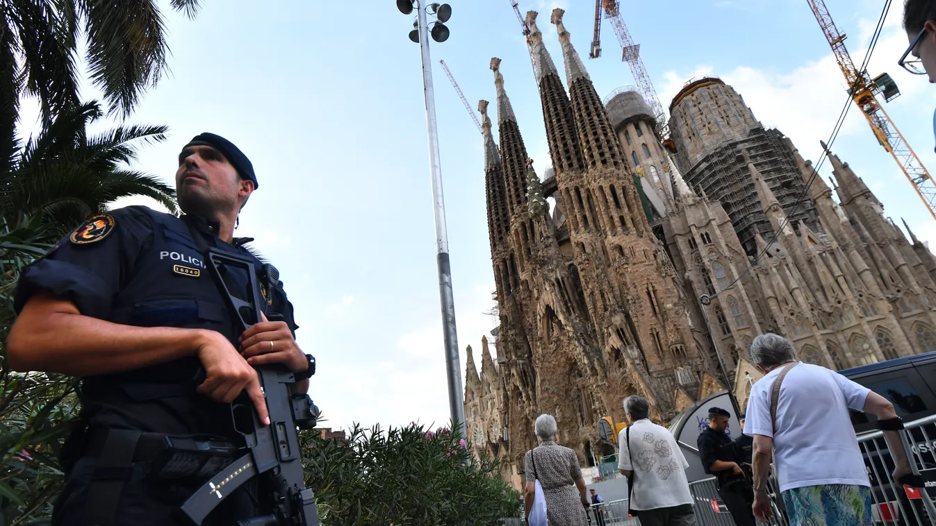 Terrortámadást követett el két albán a Barcelonában a repülőtéren