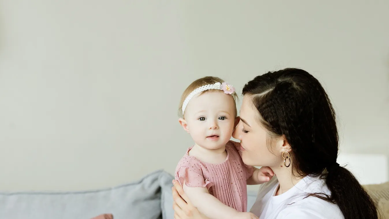 Mikor jön a GYES, GYET, GYED? Itt vannak az időpontok!