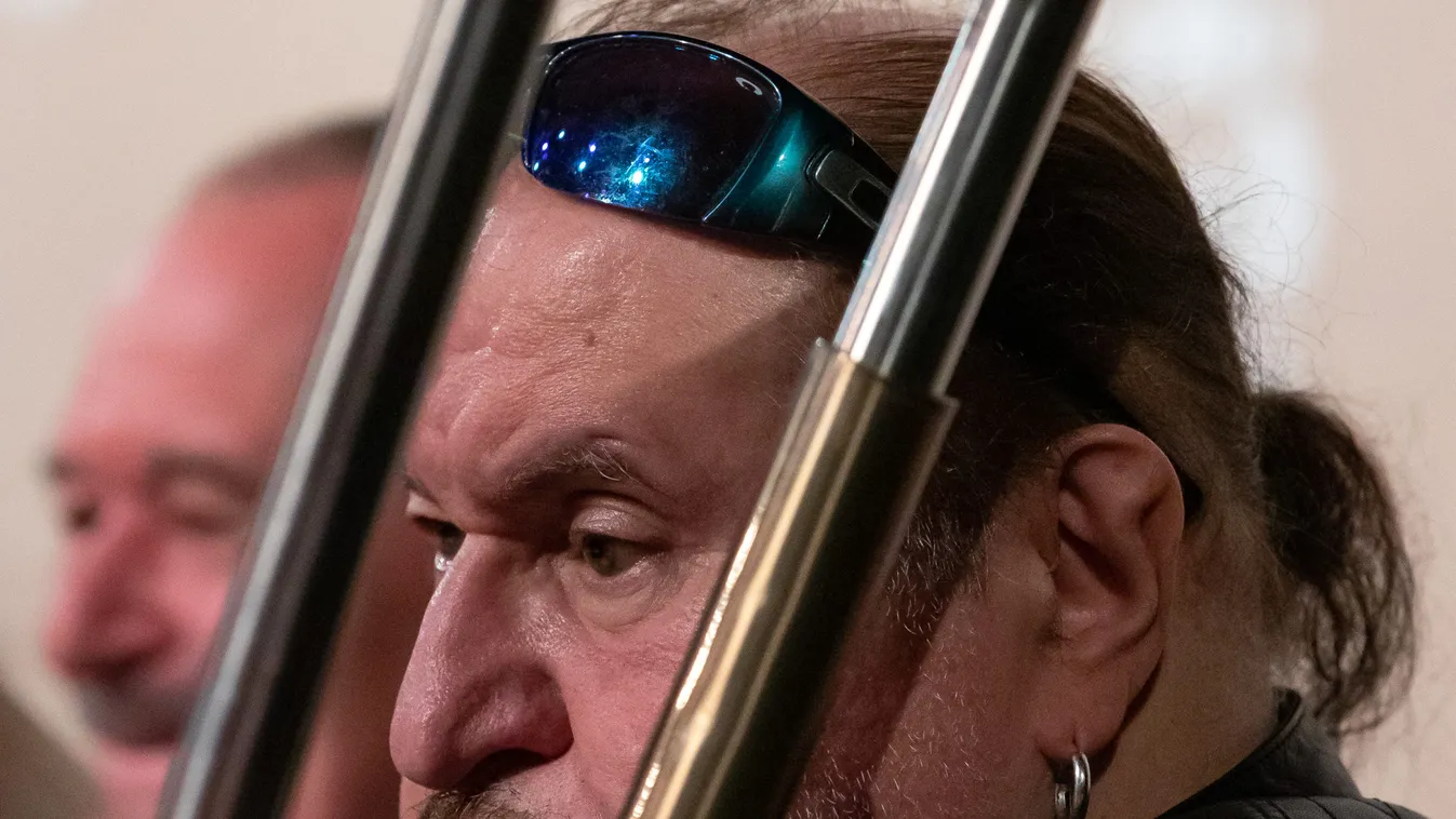 Deák Bill Gyula: Otthon vagyunk, hogy életben maradjunk!