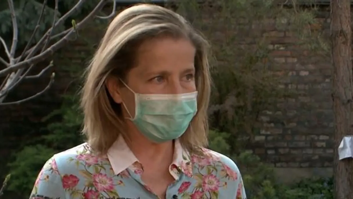 Így telnek a Szomszédok sztárjának napjai a karanténban a kisfiával - Videó