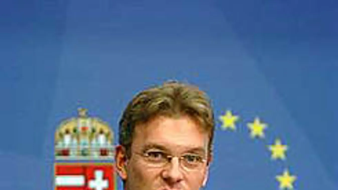 Nagy a baj, Karácsonyék már hamisítanak is