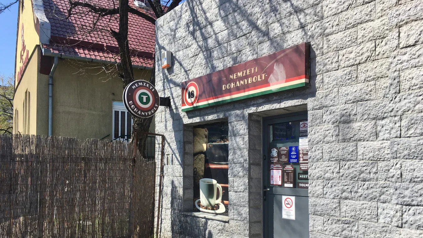 Orvosi maszkban raboltak ki fegyveresek egy budai trafikot