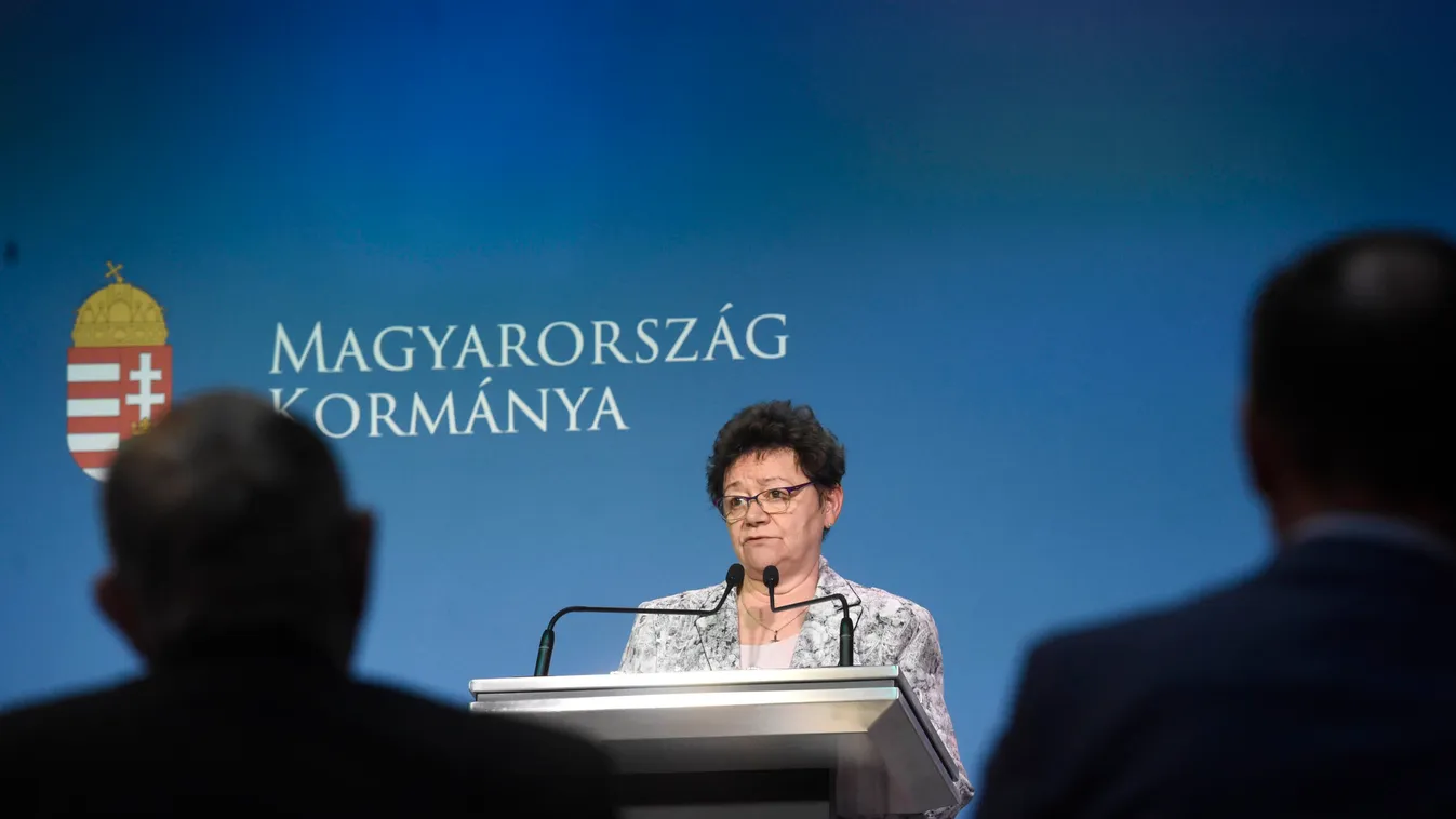 Müller Cecília: az ingyenes parkolás nem jelenti a szabályok lazítását