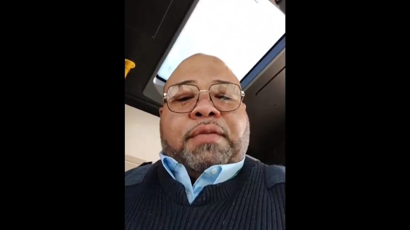 Meghalt egy amerikai buszsofőr, aki élő videóban akadt ki a felelőtlen köhögő utasra