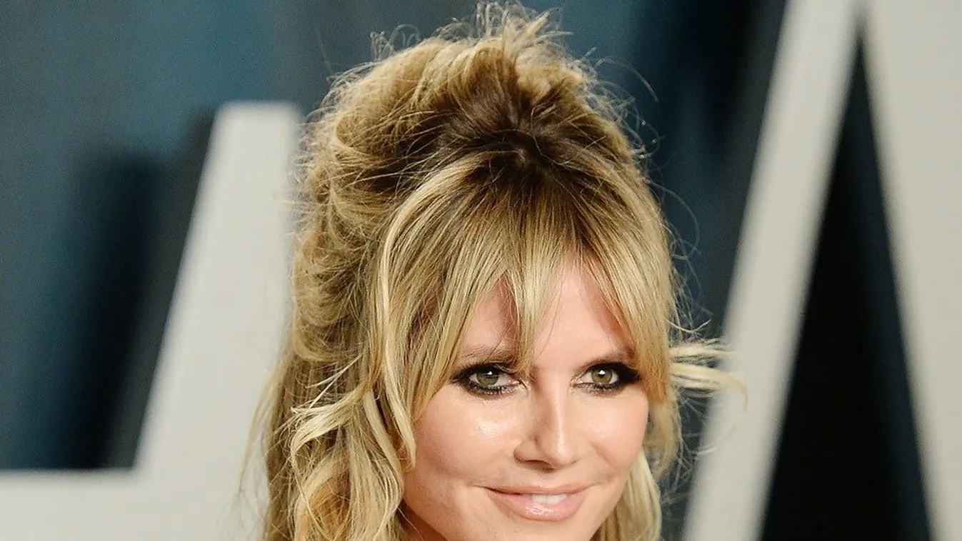 Mi történt? Hatalmasra duzzadt a 46 éves Heidi Klum pocakja - Fotó