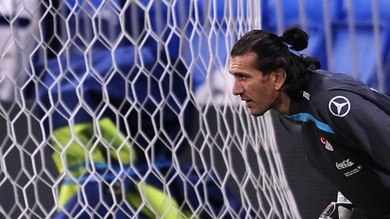 Beszélni sem tudott, így élte túl a vírust a 46 éves sztárkapus