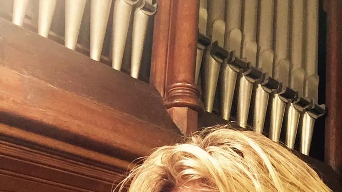 Varnus Xaver: Már a szomszédaim is Bach-fúgákat énekelnek