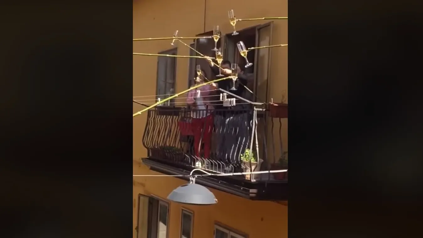 Koccintanál a szomszédokkal karanténban? Az olaszok ezt is megoldották - videó