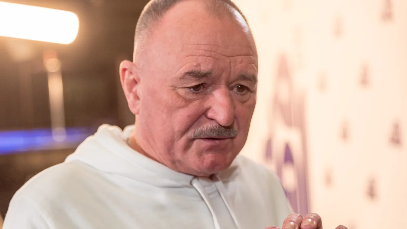 Mindenkit arra kérnek a sztárok: Maradjon otthon húsvétkor!