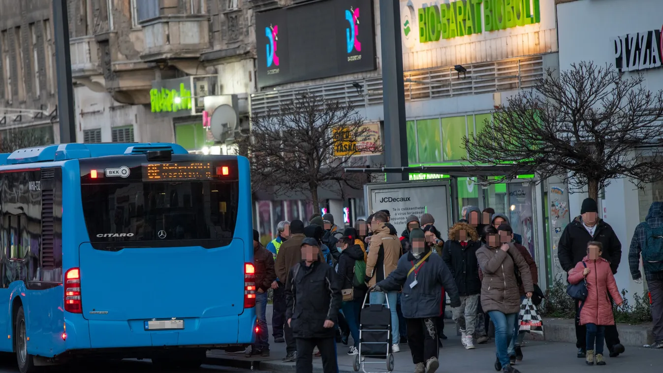 „Köszönjük a haláljáratokat!” – Ilyen a járatritkítás Budapesten