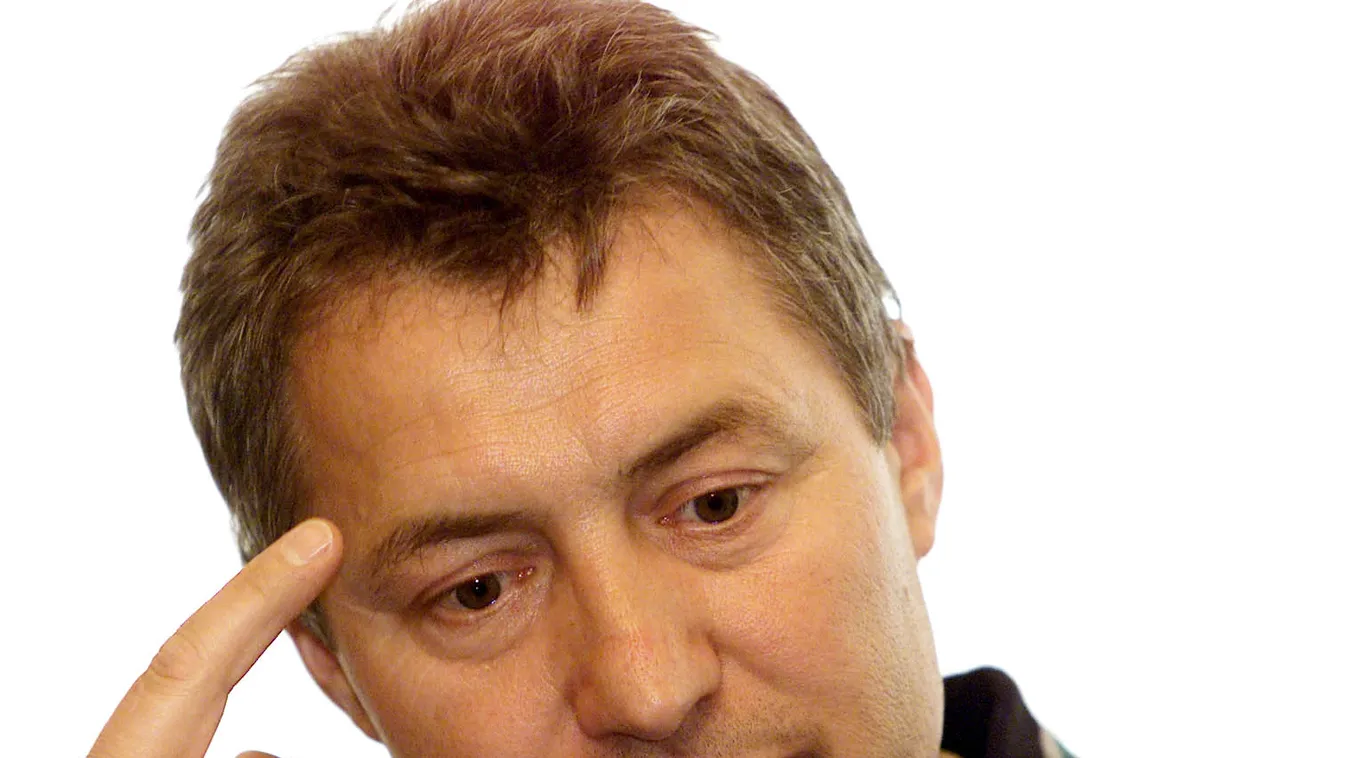 Lopáson kapták, Amerikában tartóztatták le a magyar fociedzőt