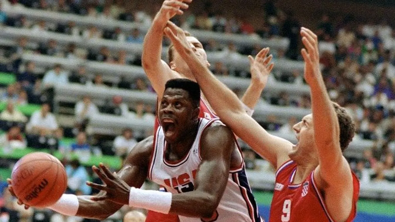 A sztársportoló elárulta, ellopták az olimpiai aranyérmeit