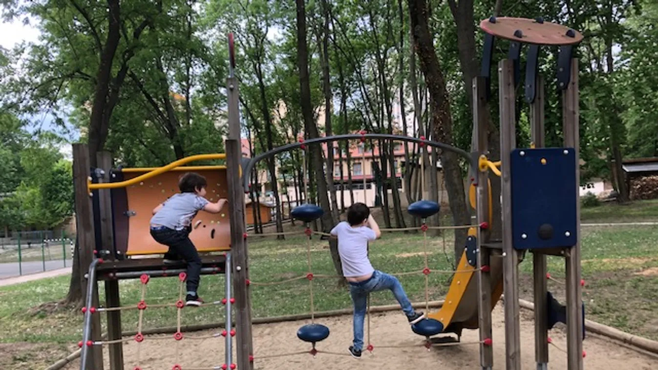 Koronavírus-járvány idején bérelhető játszótereken ugrándozhatnak a gyerekek