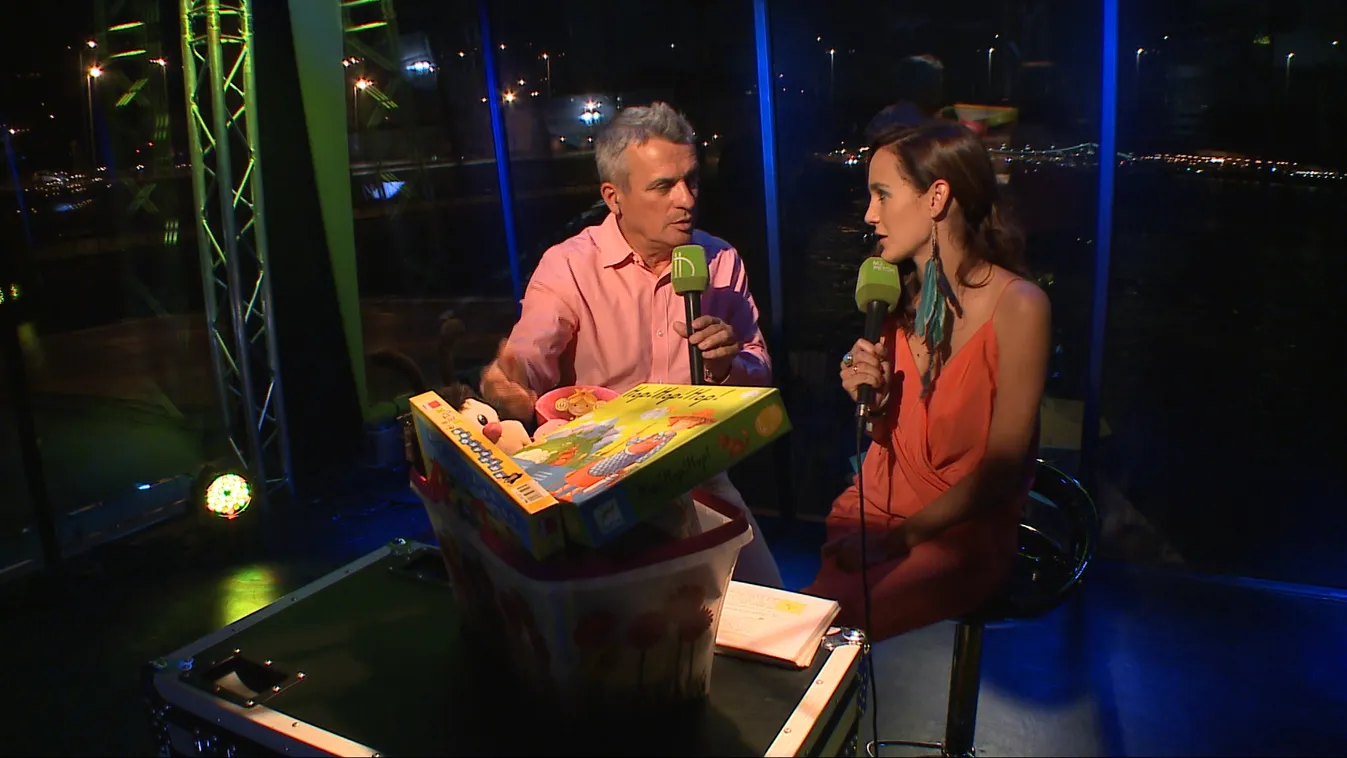 Két hónap után találkozott édesapjával a magyar műsorvezető