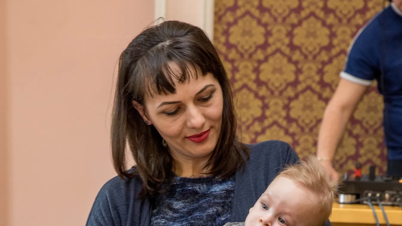 Újabb álomhatárt lépett át az SMA 1-es kis Noel adománygyűjtése