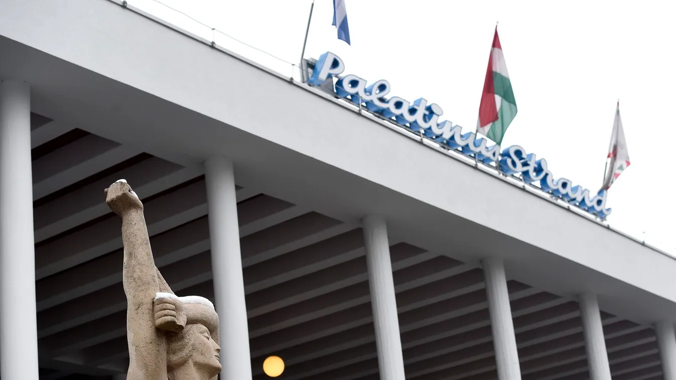 Harmincadikán nyitnak a budapesti fürdők: online jegy és strandpapucs nélkül el se indulj!