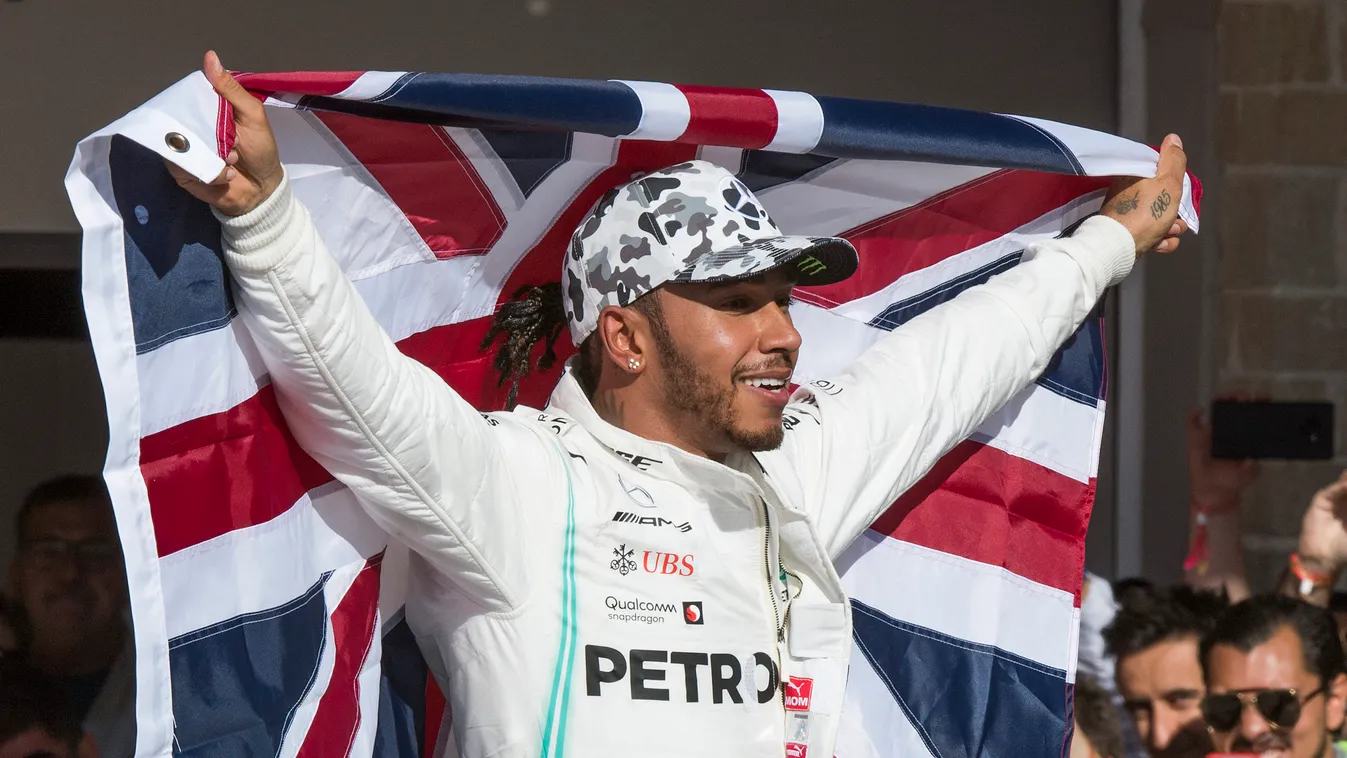 Kiderült, ennyi pénze van Lewis Hamiltonnak