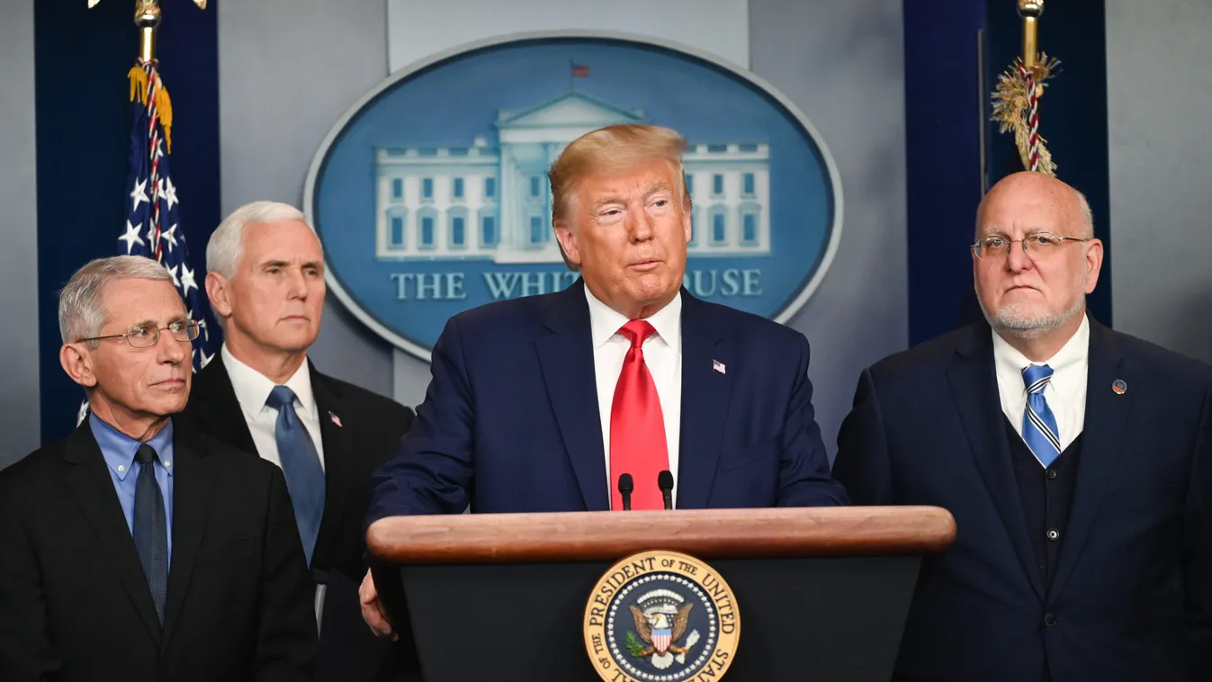 Pozitív koronavírus-teszt- Donald Trump nem örül