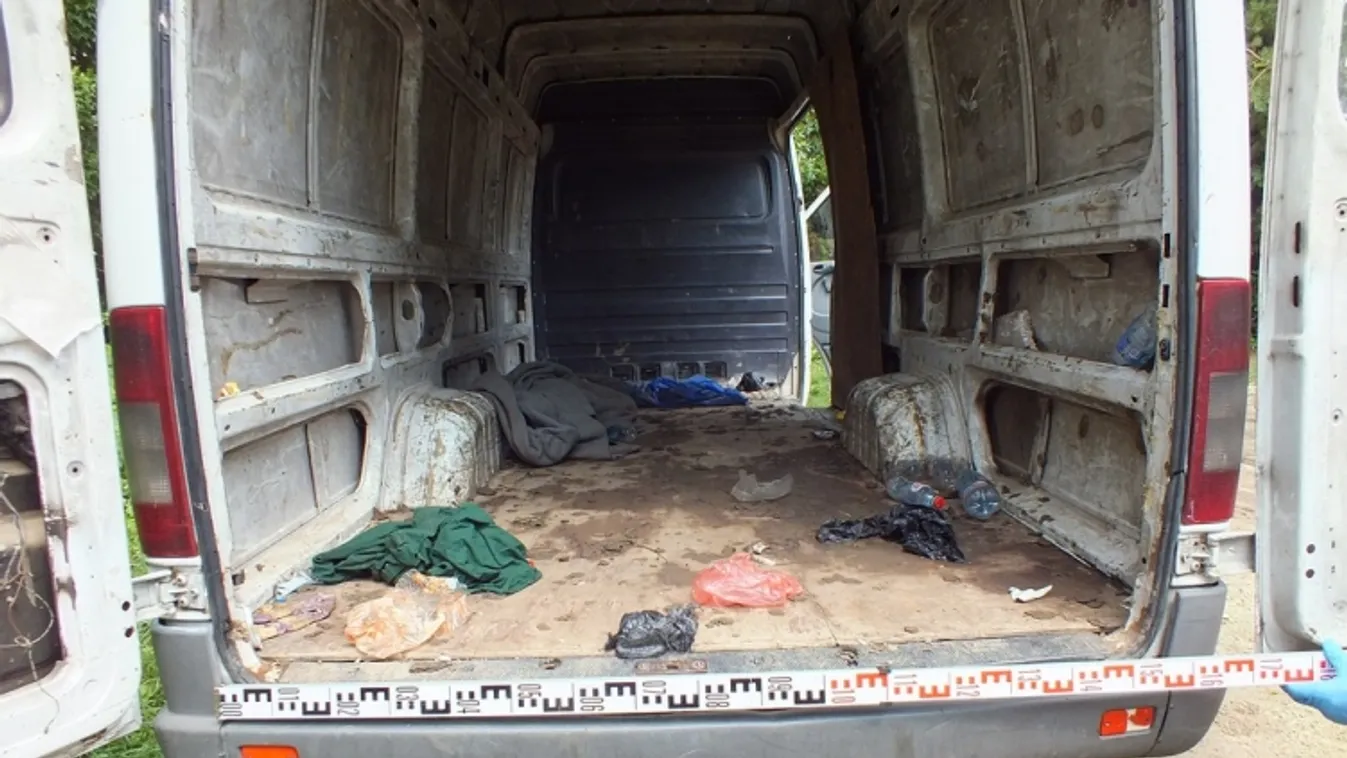 Az utolsó pillanatban mentettek meg 31 illegális migránst a magyar rendőrök