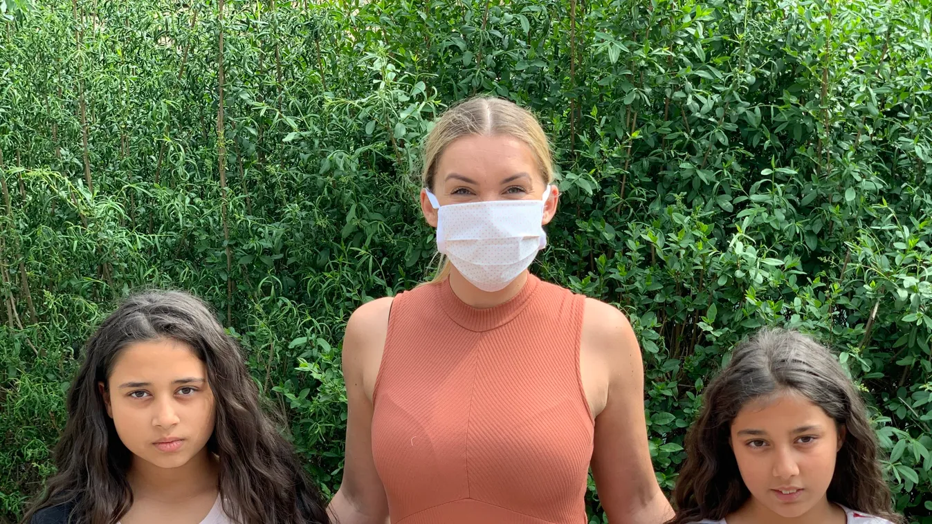 A koronavírus idején is segít: rászorulóknak adományozott Hódi Pamela