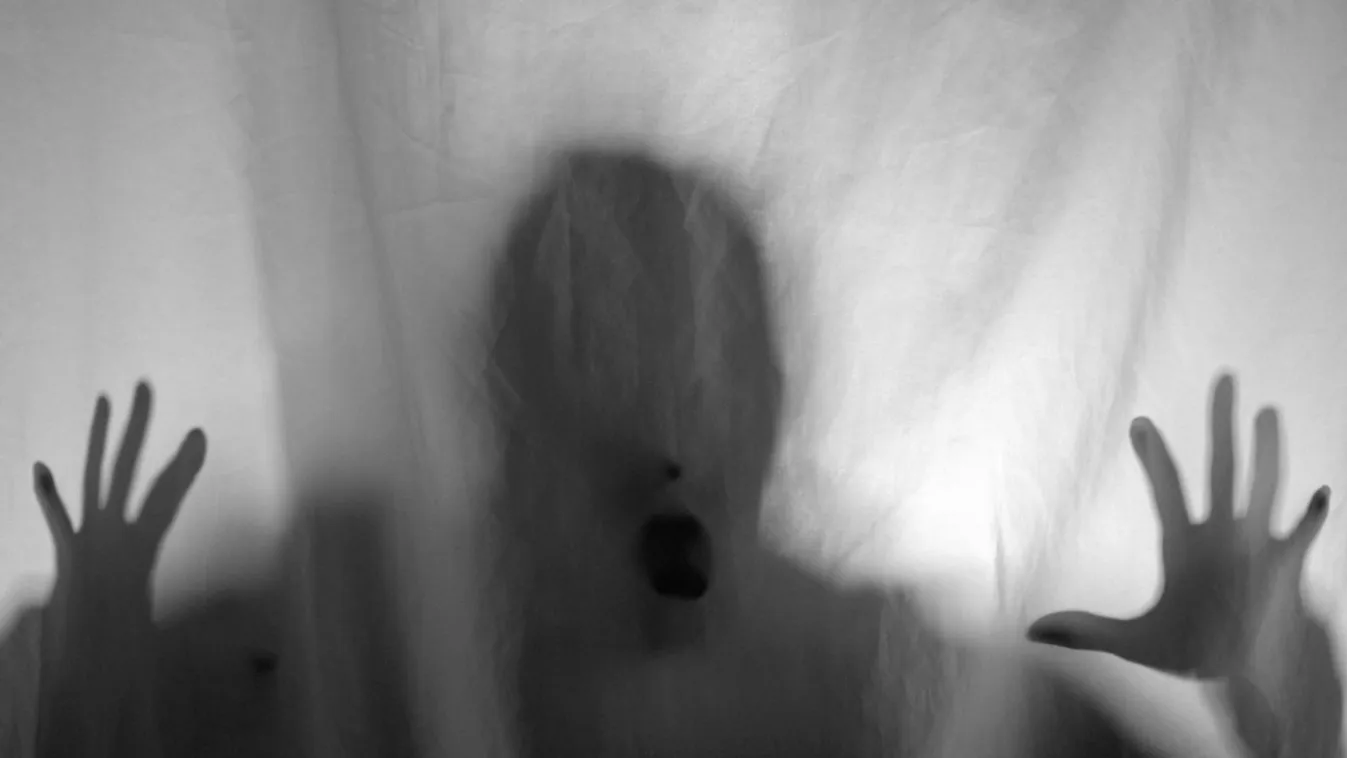 Hátborzongató jelenetet rögzített a felkapott szálloda biztonsági kamerája - Videó