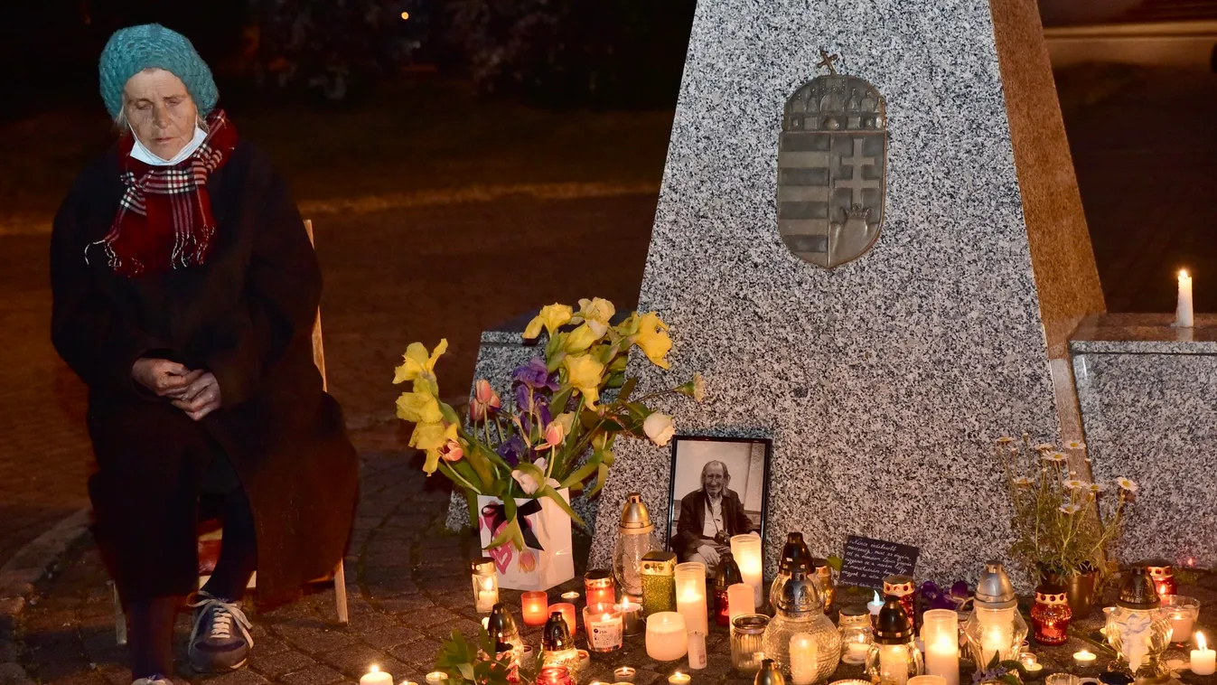 Megrázó helyszíni fotók, Szilágyi Istvántól búcsúznak rajongói