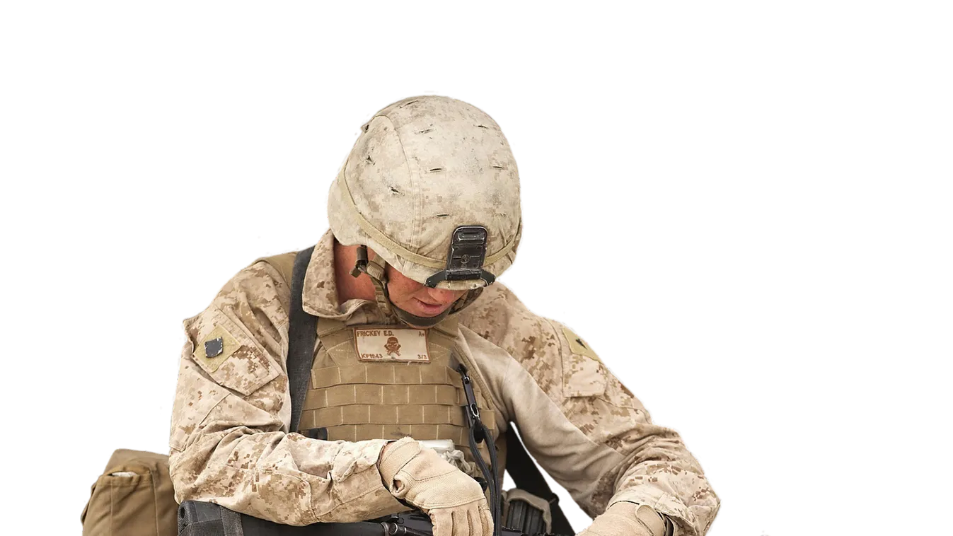 A koronavírusba halt bele az exkatona, aki Vilmos és Harry herceg oldalán szolgált