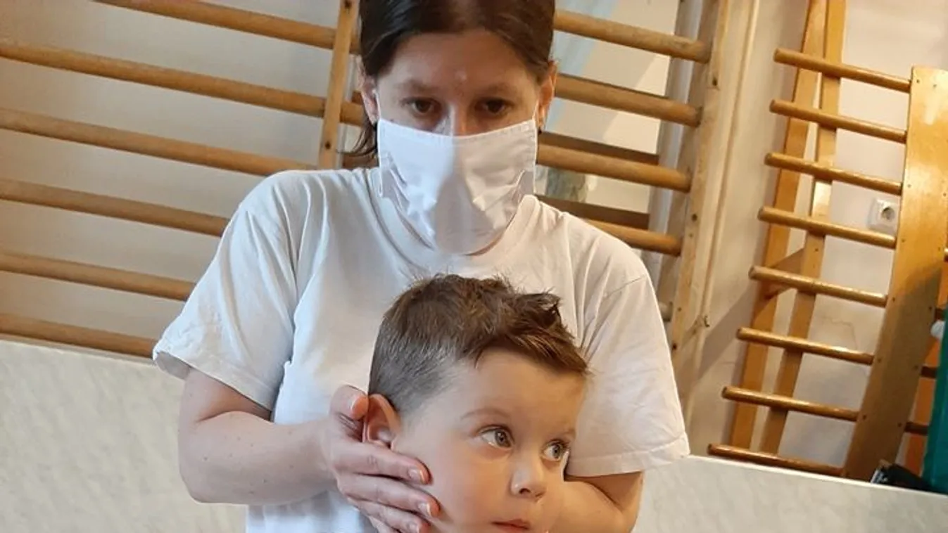 Fontos dologba vágott bele az SMA-s Levi - fotók