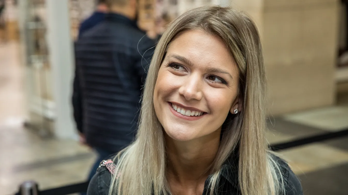 Szó bennszakad! Weisz Fanni fotójára nincs magyarázat!