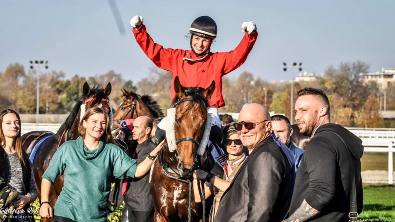 Horrorbaleset után tért vissza a gyönyörű magyar zsokélány - Fotók