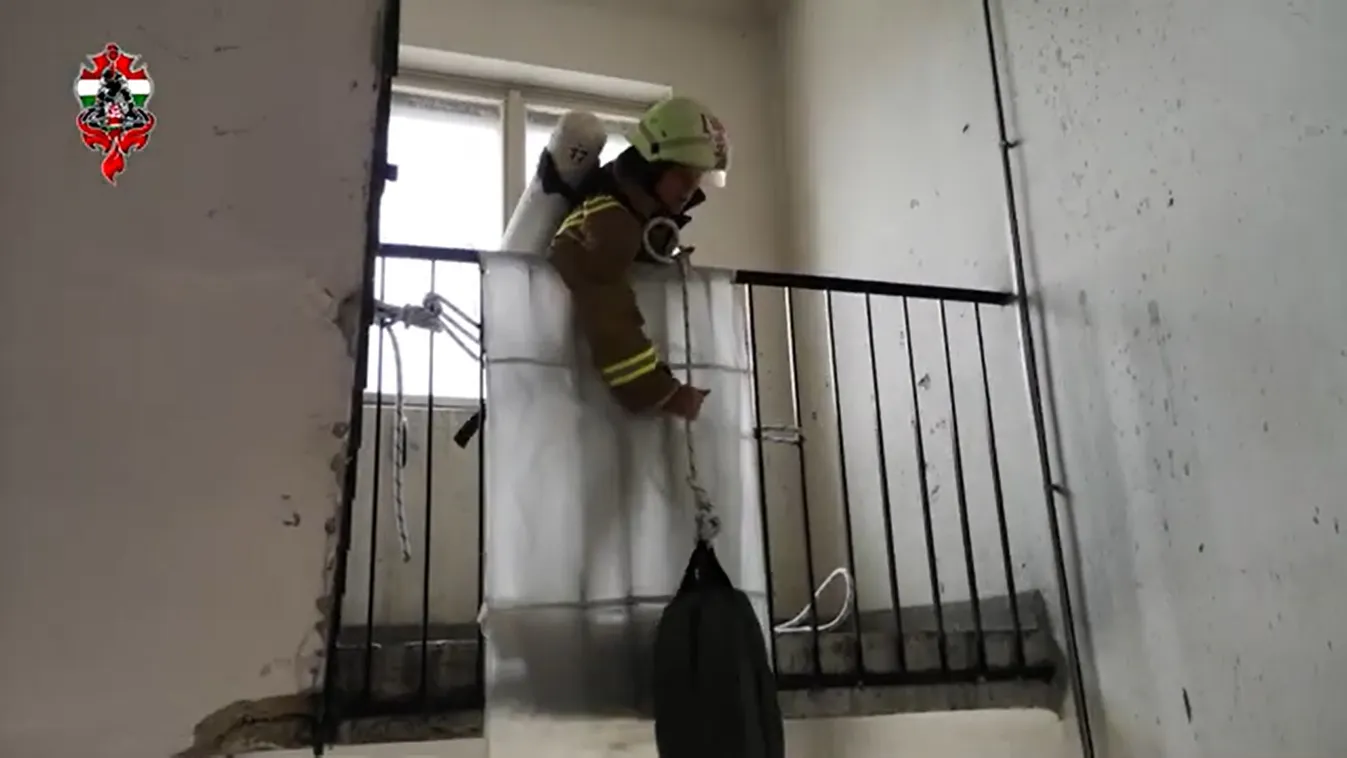 Nem mindennapi, amit az izmos magyar tűzoltók csináltak - videó