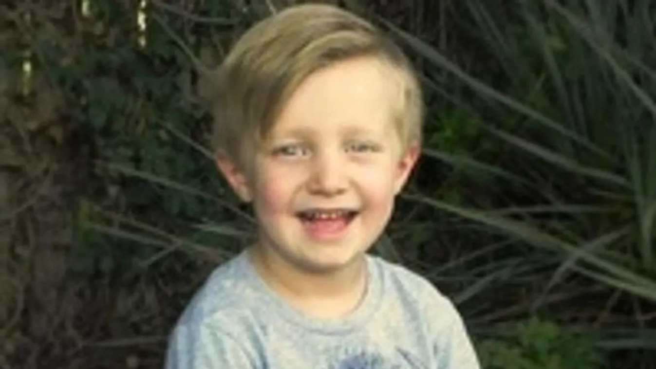 Tragédia a kaszinónál: a forró autóba zárták az 5 éves kisfiút, nem élte túl