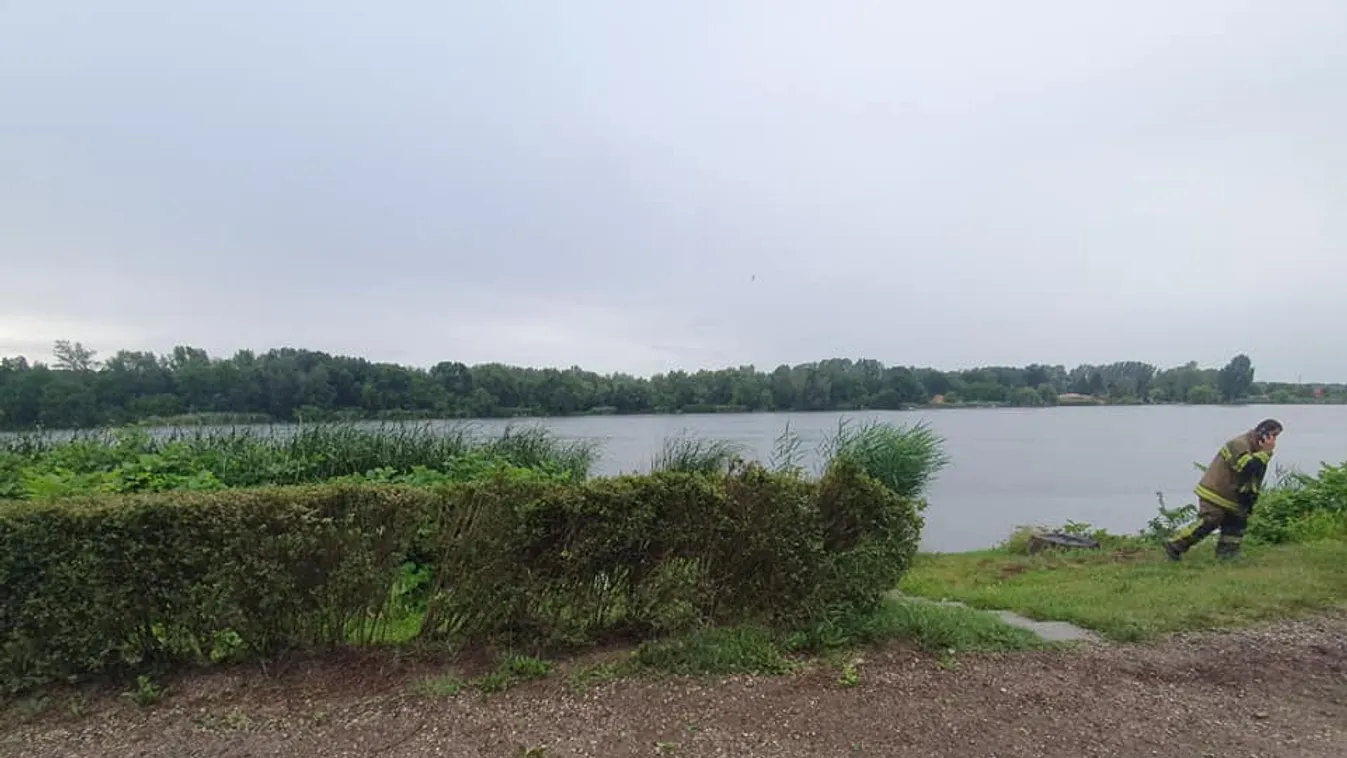 Adrenalinpumpáló, akciófilmbe illő jelenet: Részeg autós hajtott a Dunába – fotók