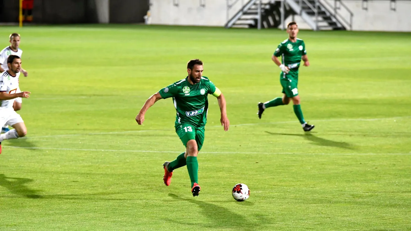 Lelátói fotó, Böde Dánielnek a helyszínen szurkolt a szerelme