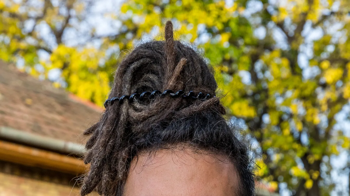 Rendőrt hívott a szomszédja Varga Viktorra