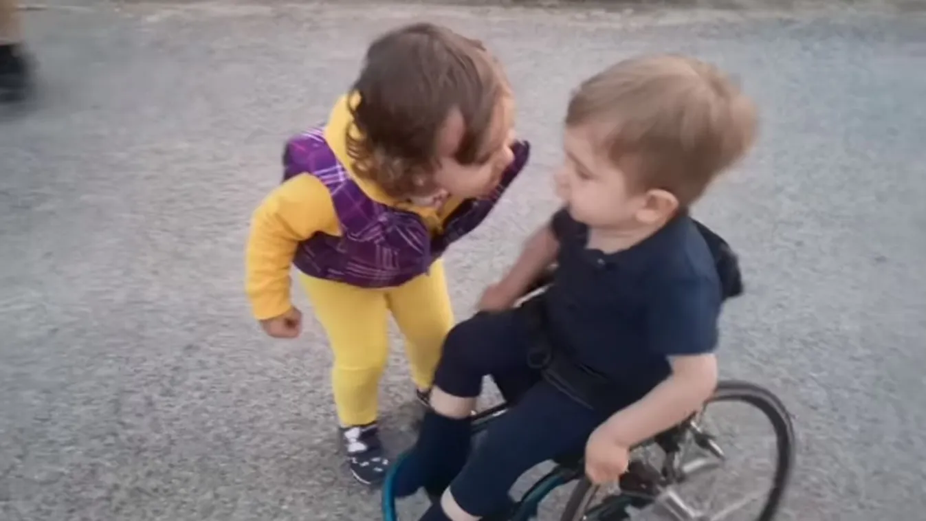 Tündéri videó: ilyen a vidéki románc Zente-módra