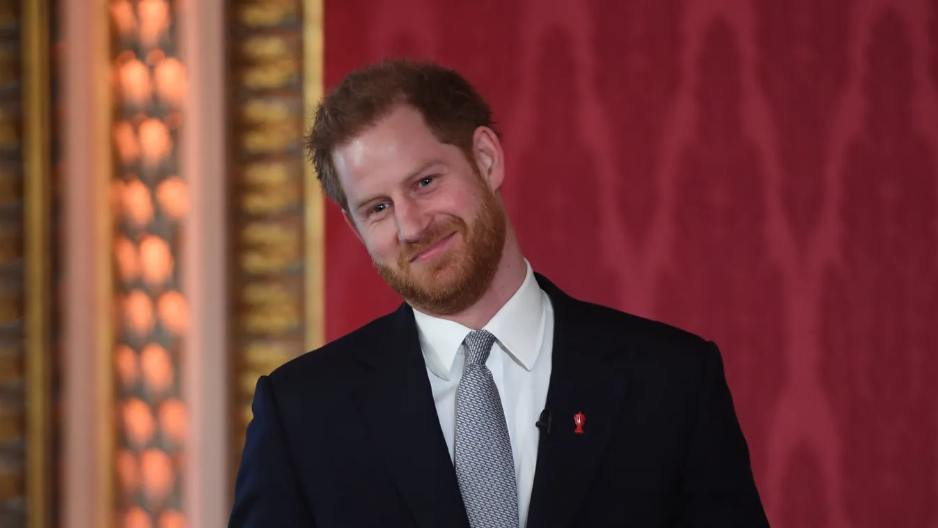 Csúnya focistától kért csajozási tanácsot Harry herceg