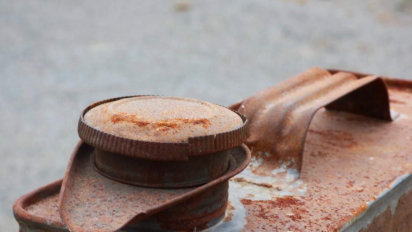 Benzint locsolt rá és fel akarta gyújtani a baranyai nőt, mert visszautasította