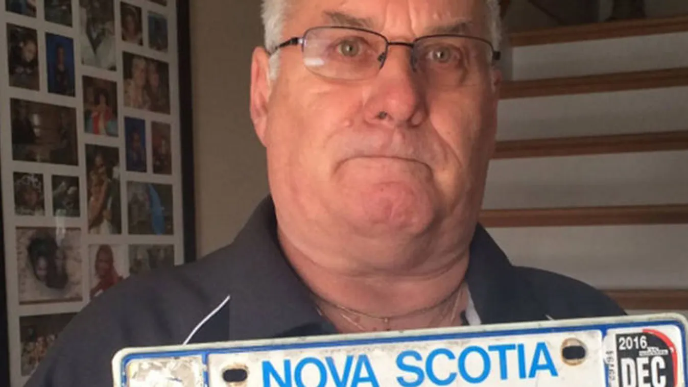 Elmebaj! Letiltanák a kanadai férfi nevét