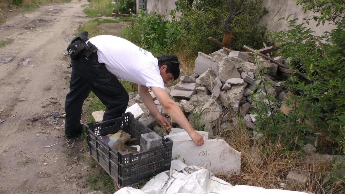 Sírrablókat buktatott le a kommandó Soroksáron