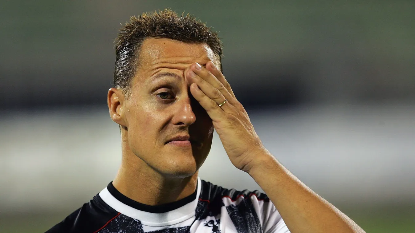 Nagy lehet a baj: újra kórházba viszik Michael Schumachert